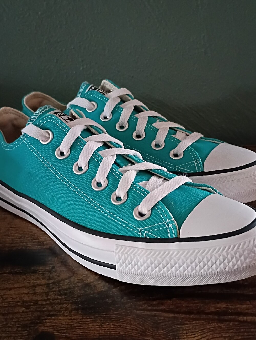 Converse All Star Low Top Chucks Womens 7/Mens 5 Teal Green Sneakers Shoes